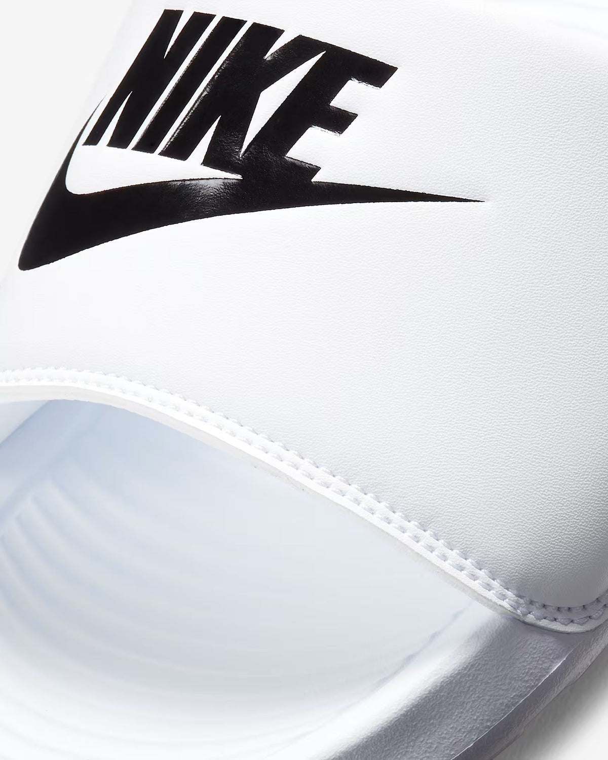 Nike Victori Slides