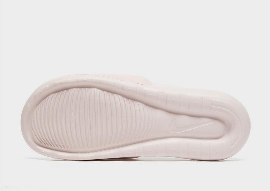 Nike Victori Slides